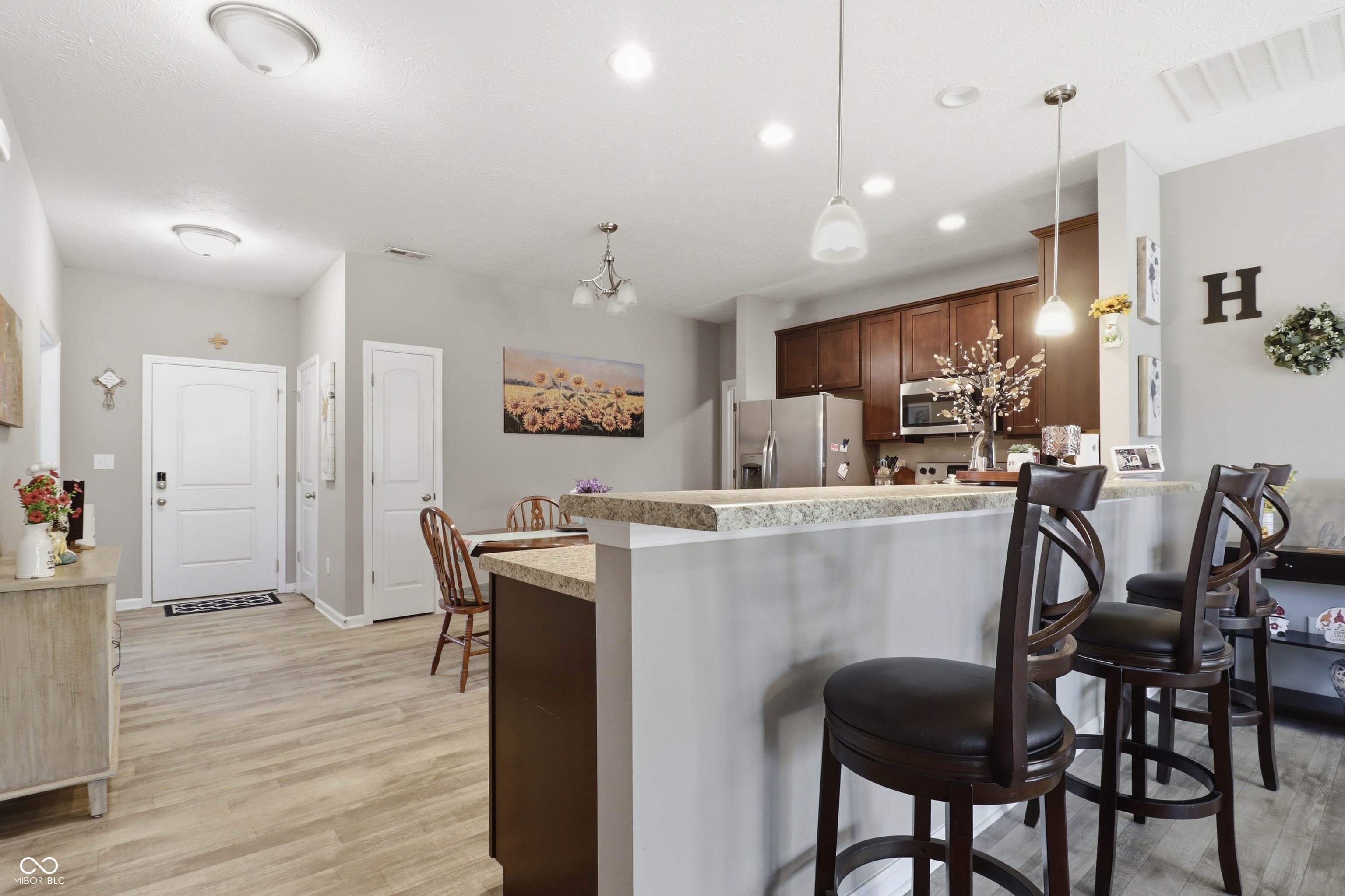 2332 Longleaf Lane