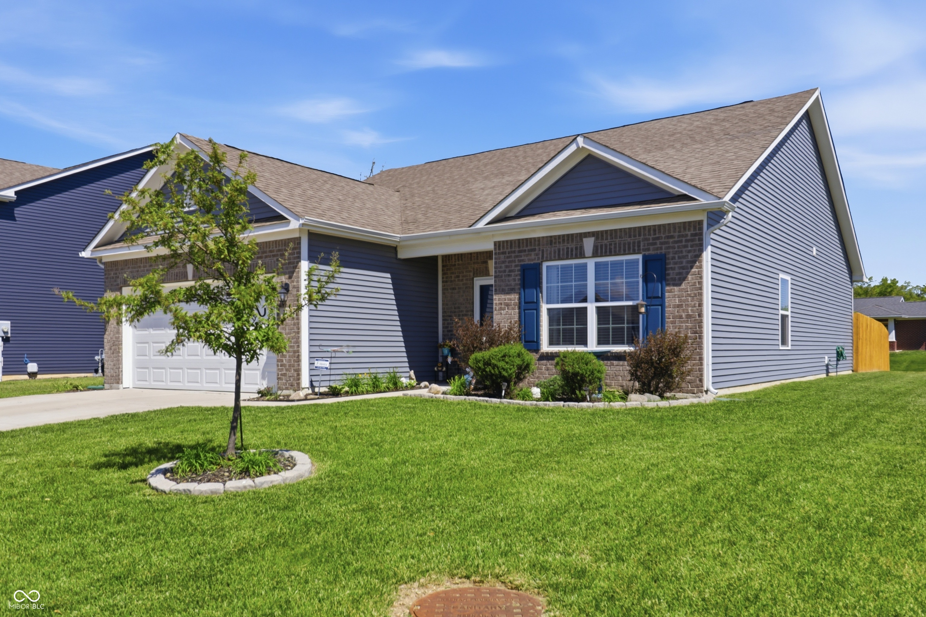 2332 Longleaf Lane
