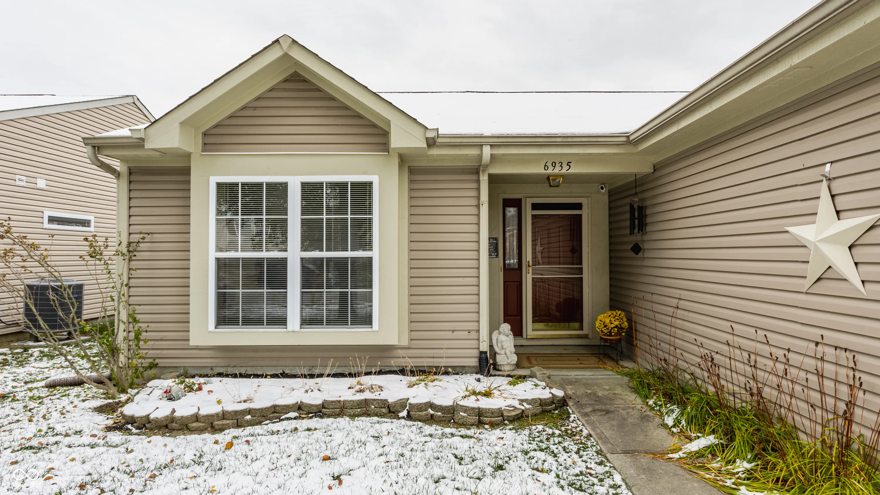 Indianapolis, Indiana 46221, United States, 3 Bedrooms Bedrooms, ,2 BathroomsBathrooms,Residential,Active,245225