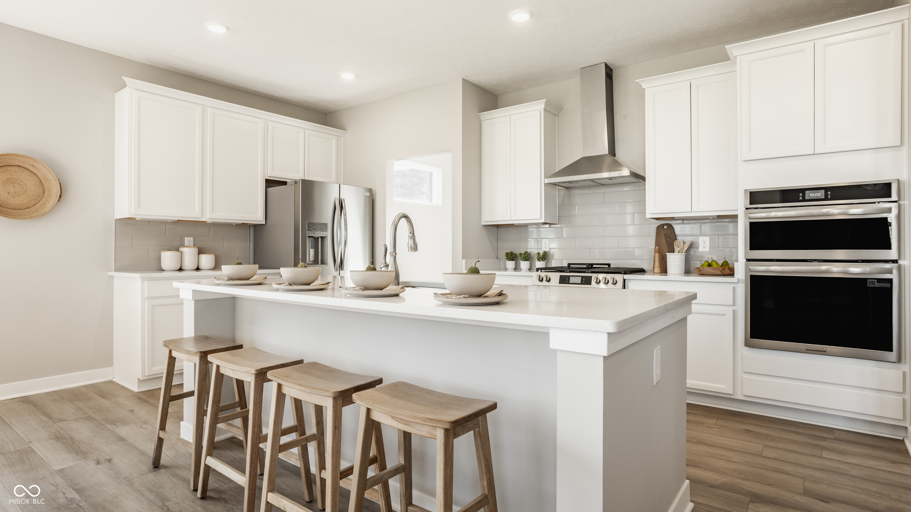 4913 Waterline Street