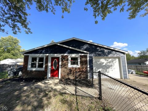 Photo of 5237 Chisolm Trail, Indianapolis, IN 46237 (MLS # 22069249)