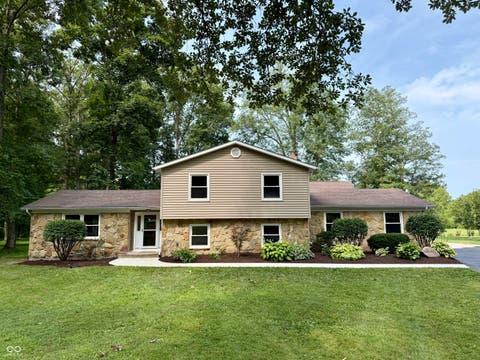 Photo of 61 Westbrook Drive, Batesville, IN 47006 (MLS # 22117310)