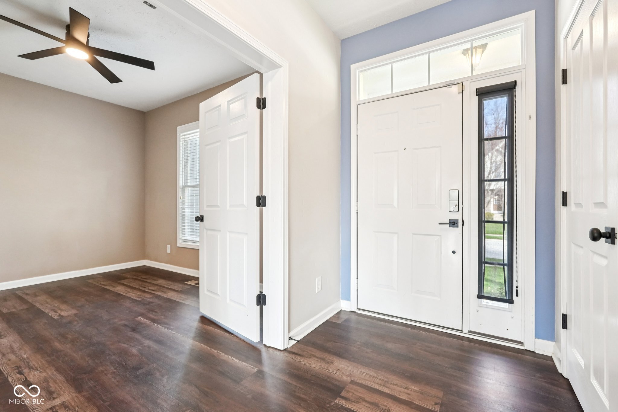 6121 Pine Bluff Drive