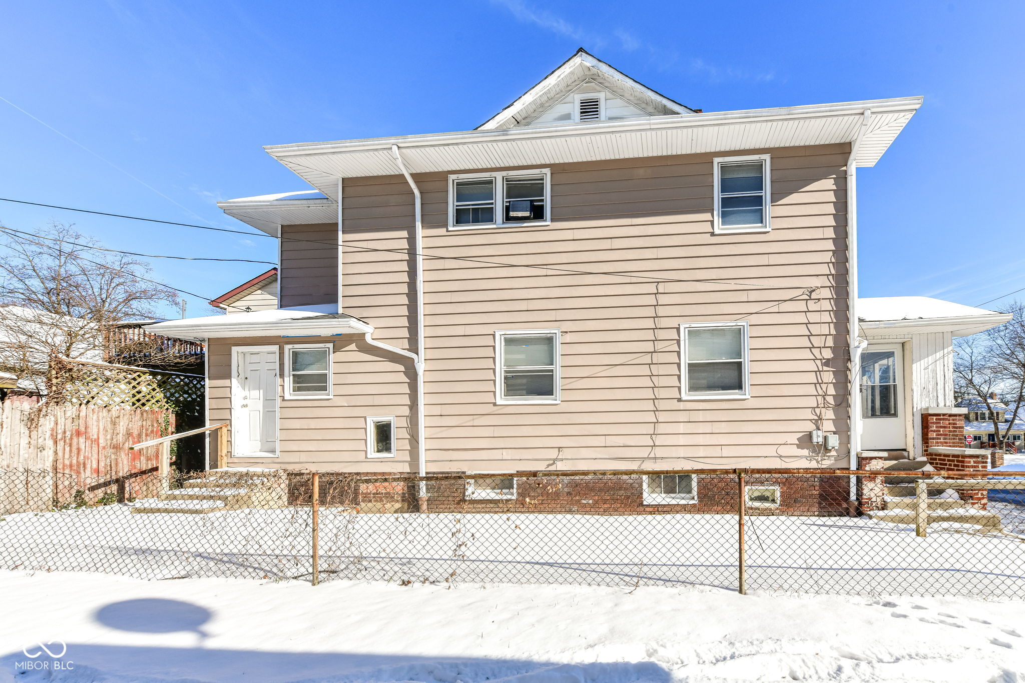 4826 E Michigan Street