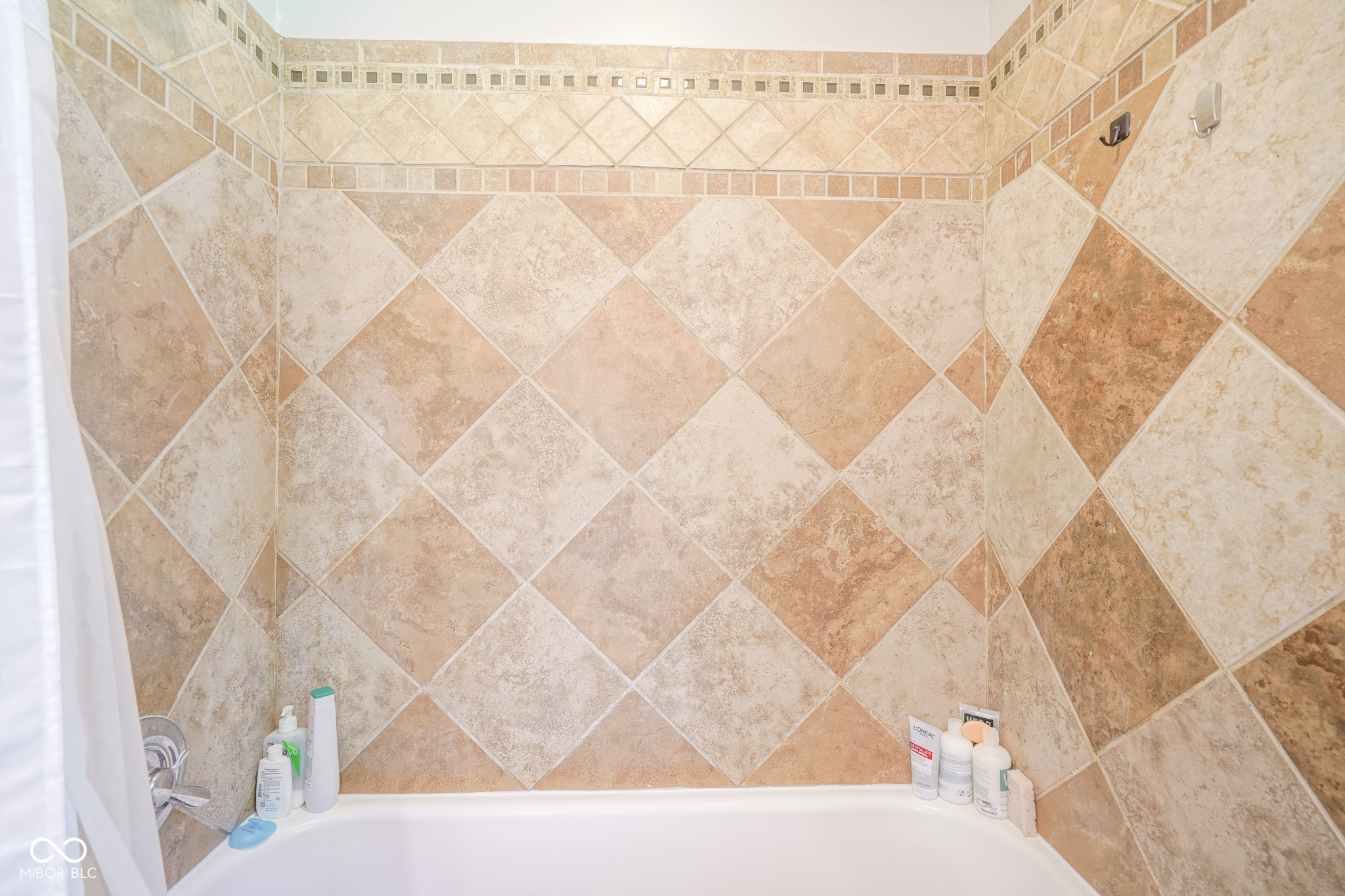 Indianapolis, Indiana 46228, United States, 3 Bedrooms Bedrooms, ,2 BathroomsBathrooms,Residential,Pending,53764