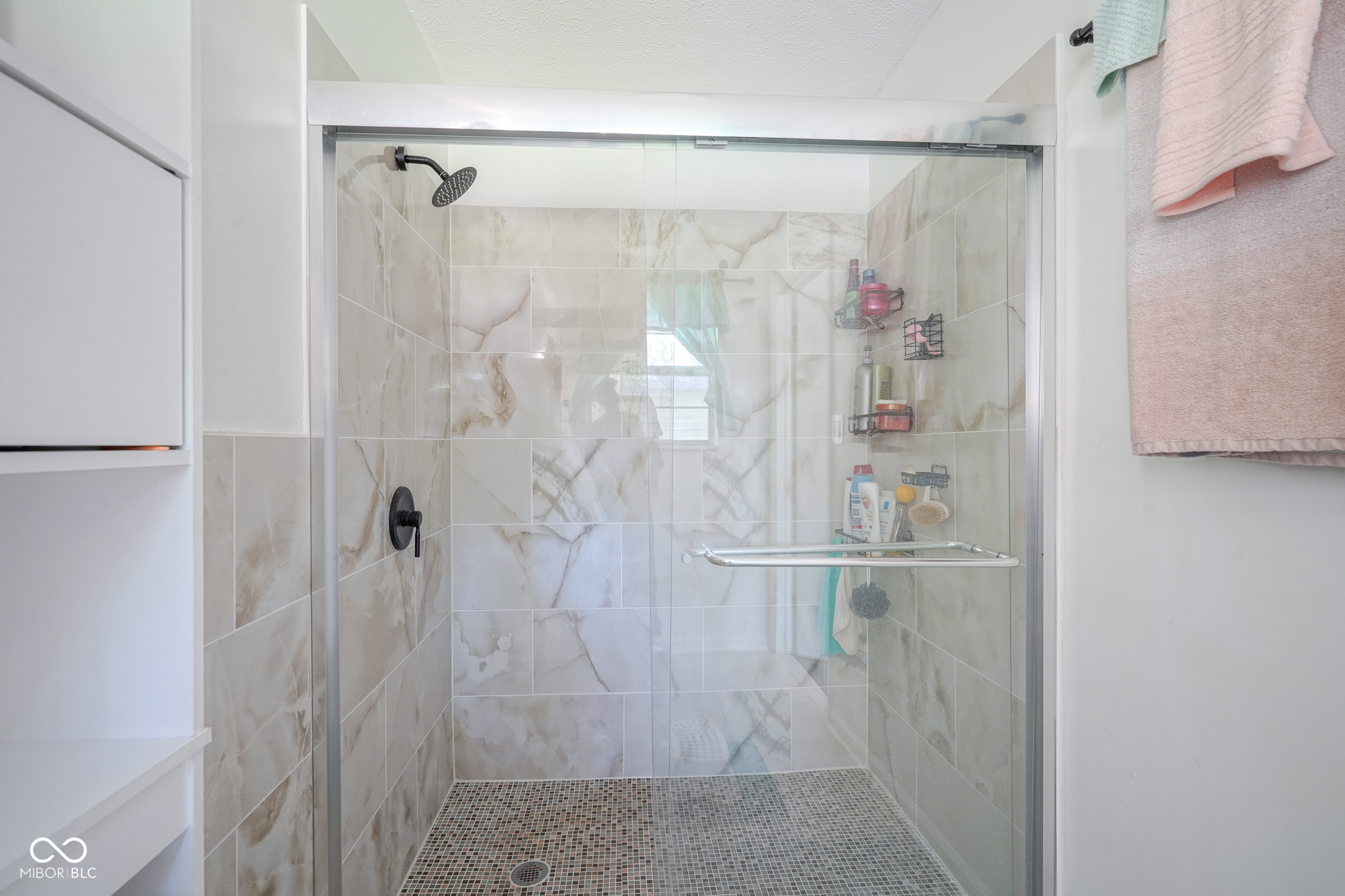 Indianapolis, Indiana 46228, United States, 3 Bedrooms Bedrooms, ,2 BathroomsBathrooms,Residential,Pending,53764