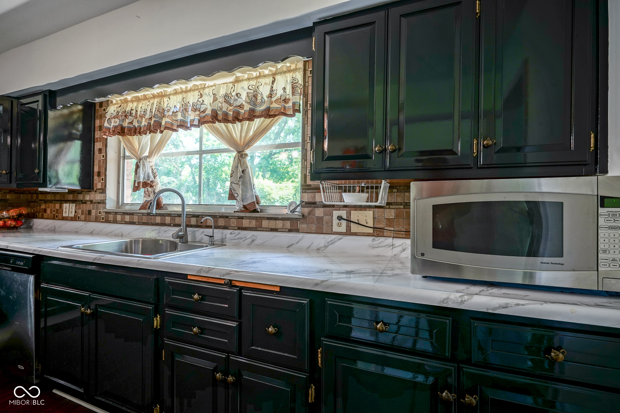 Indianapolis, Indiana 46228, United States, 3 Bedrooms Bedrooms, ,2 BathroomsBathrooms,Residential,Pending,53764