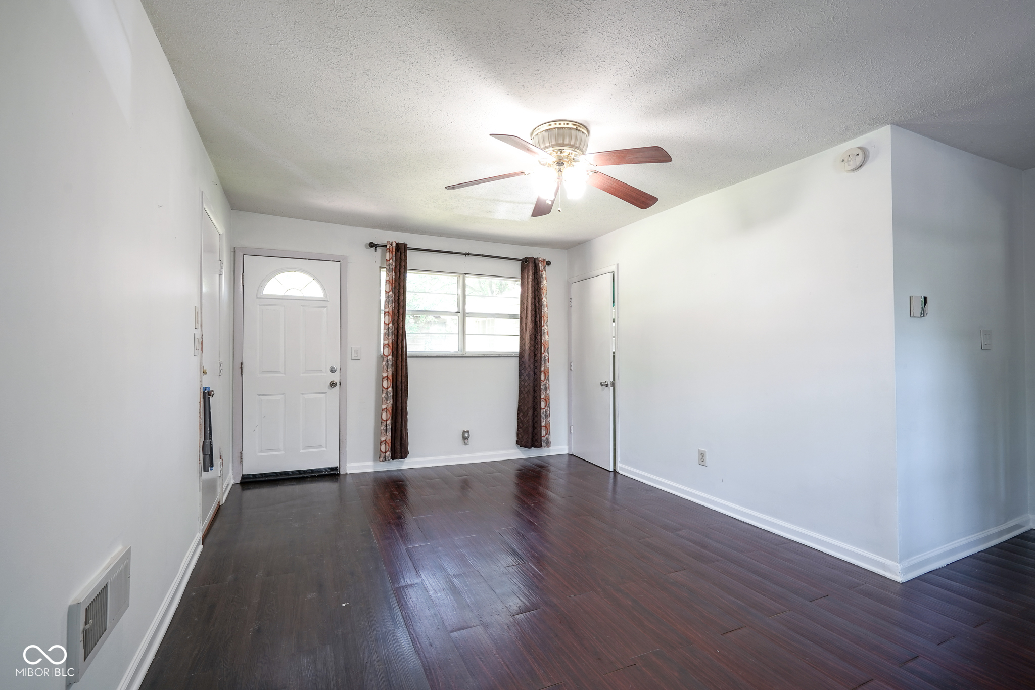 Indianapolis, Indiana 46228, United States, 3 Bedrooms Bedrooms, ,2 BathroomsBathrooms,Residential,Pending,53764