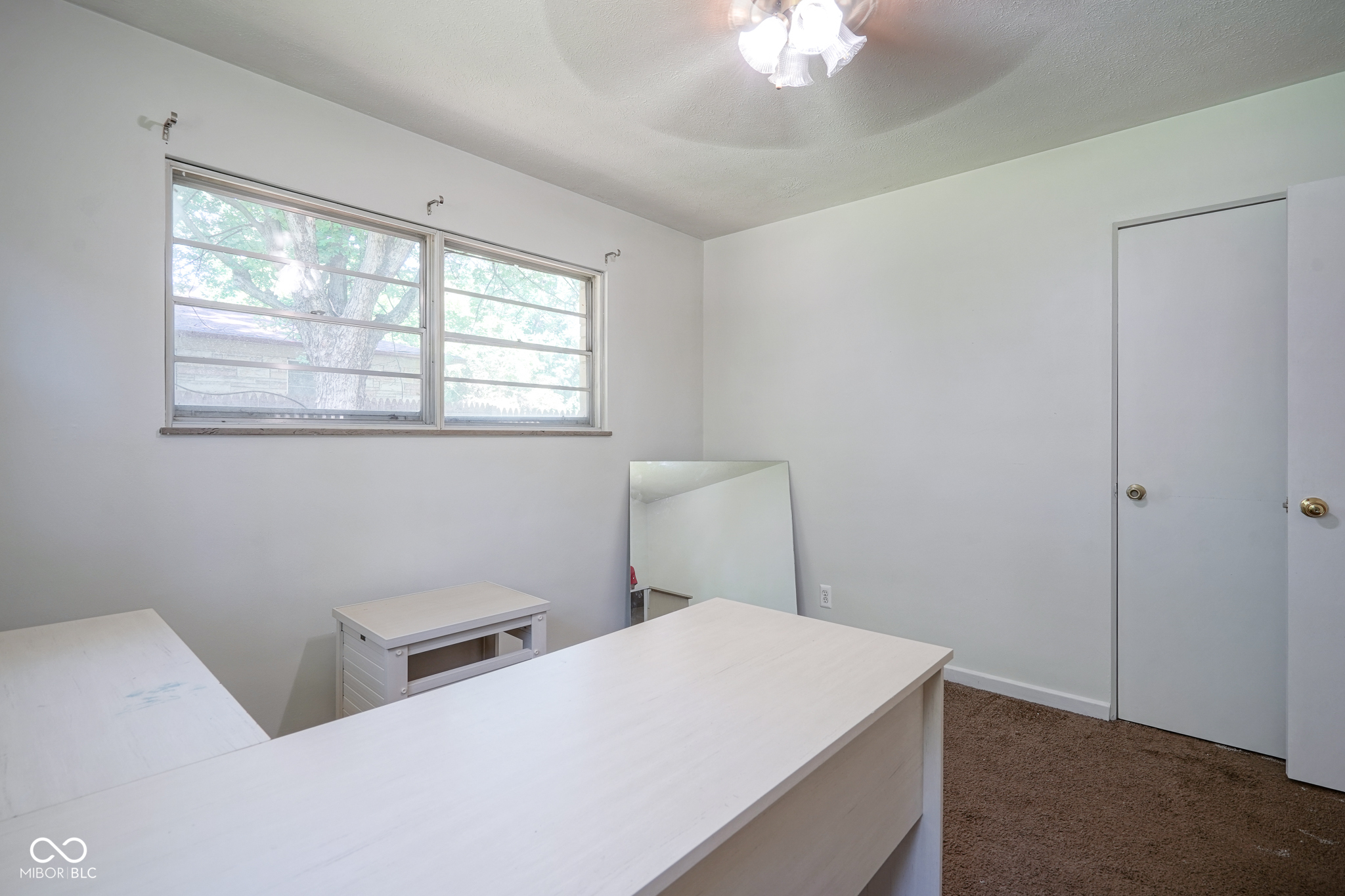 Indianapolis, Indiana 46228, United States, 3 Bedrooms Bedrooms, ,2 BathroomsBathrooms,Residential,Pending,53764