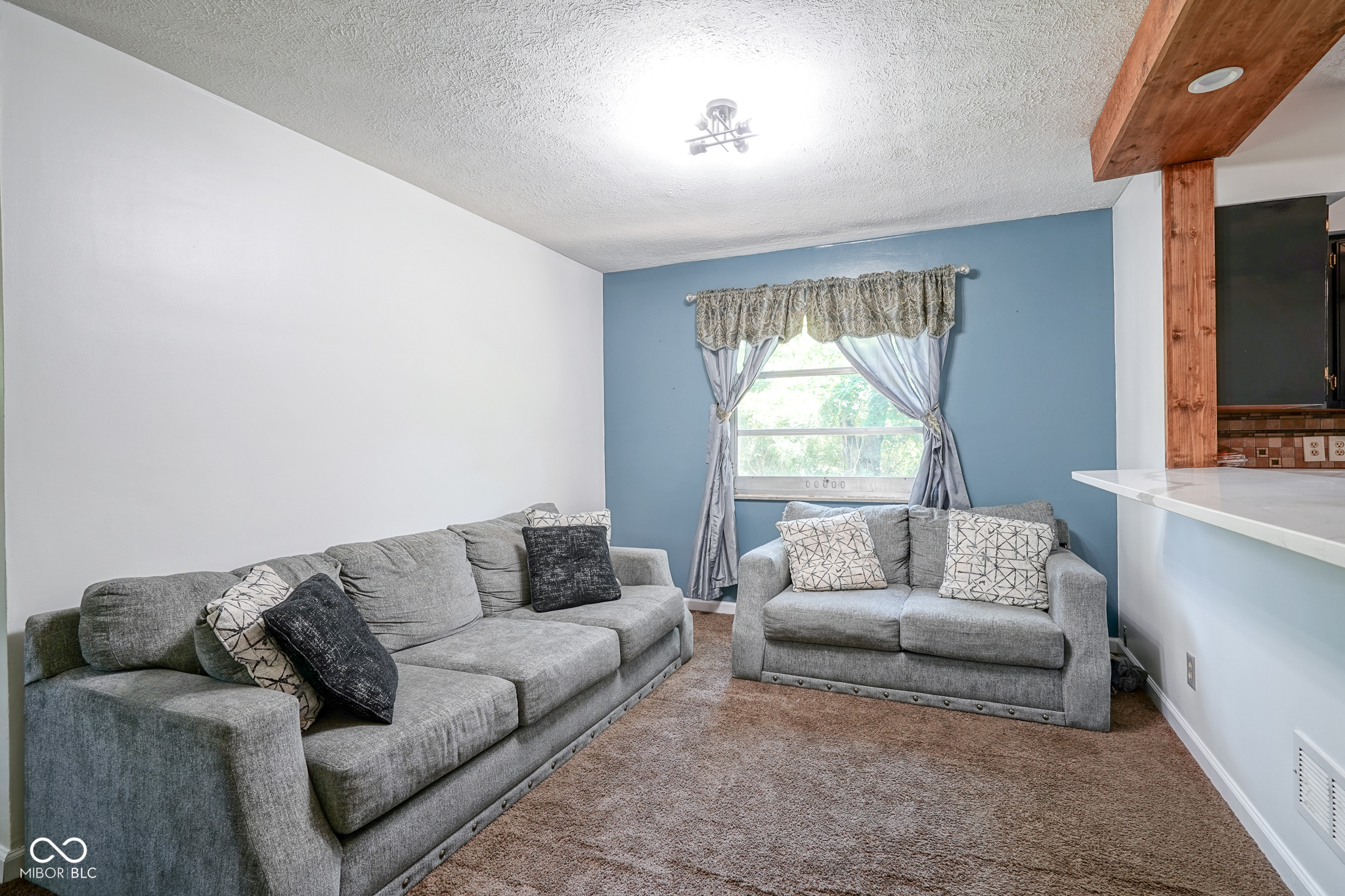 Indianapolis, Indiana 46228, United States, 3 Bedrooms Bedrooms, ,2 BathroomsBathrooms,Residential,Pending,53764