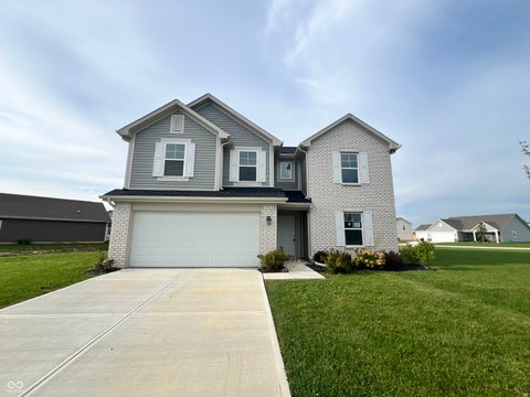 Photo of 6652 W Sailboat Drive, Greenfield, IN 46140 (MLS # 22098279)