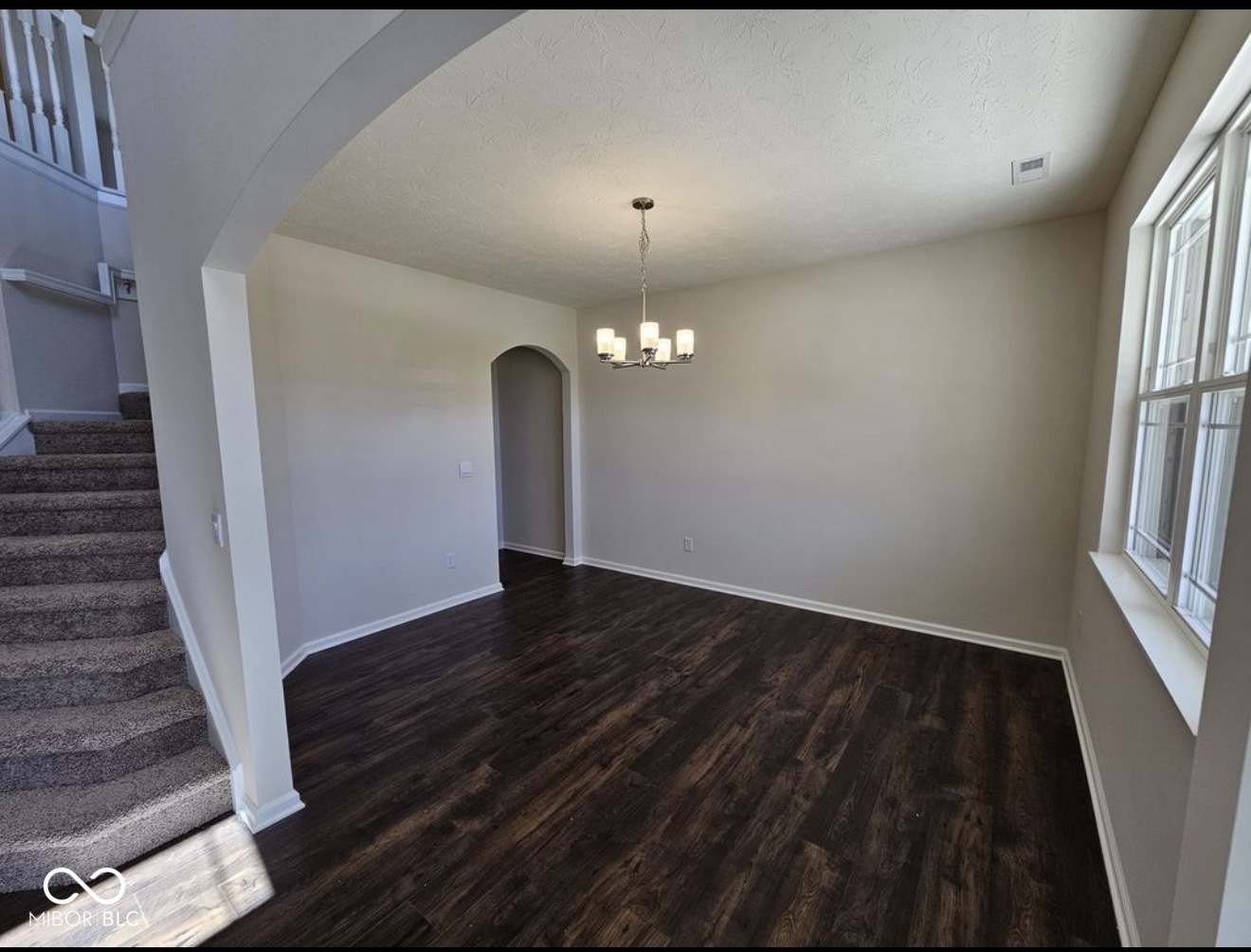 7696 Rolling Green Drive