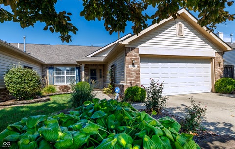 Photo of 1126 Nanwich Court, Indianapolis, IN 46217 (MLS # 22126403)