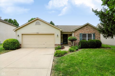 Photo of 8546 Smithfield Lane, Indianapolis, IN 46237 (MLS # 22116825)