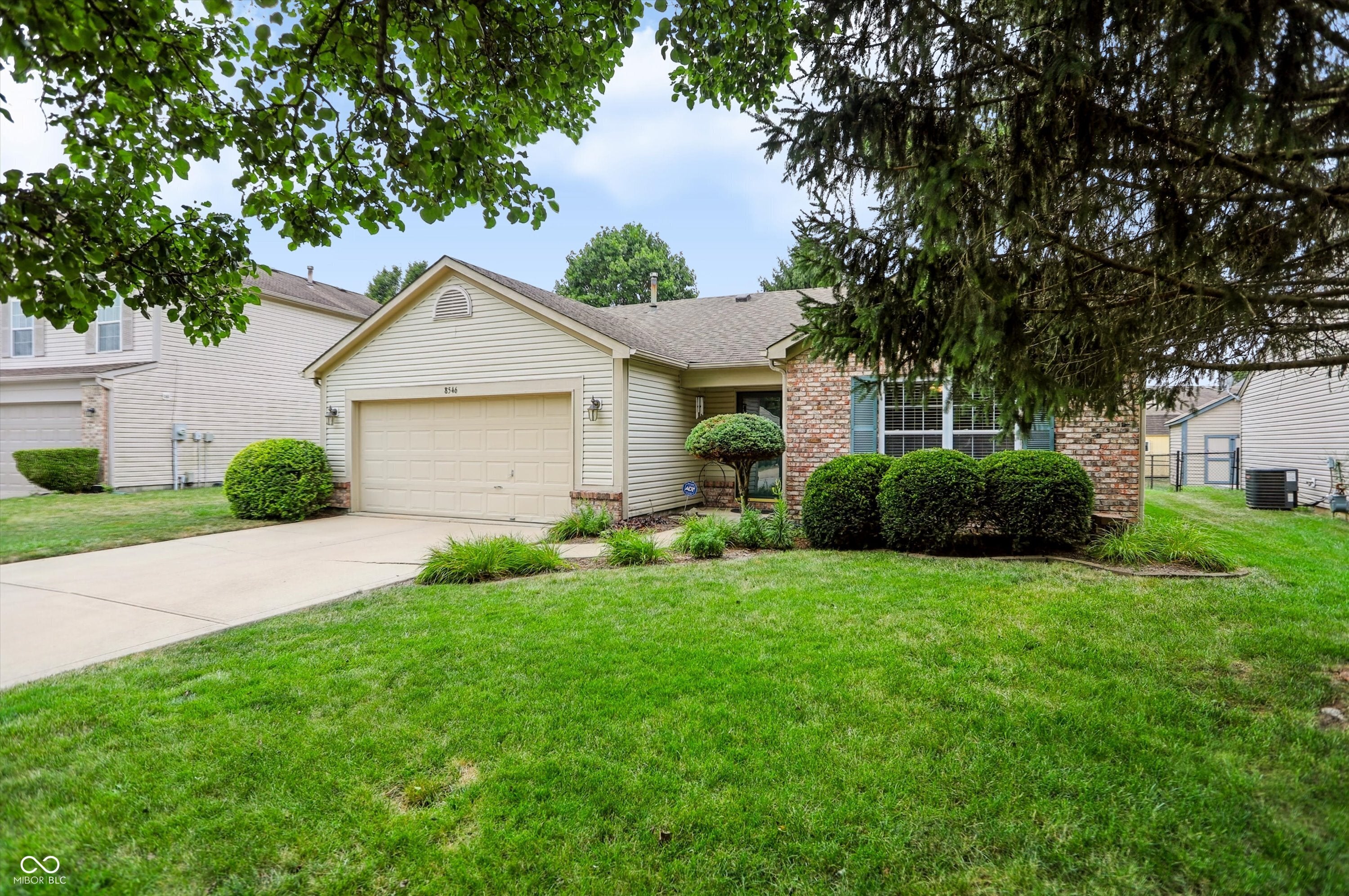 8546 Smithfield Lane