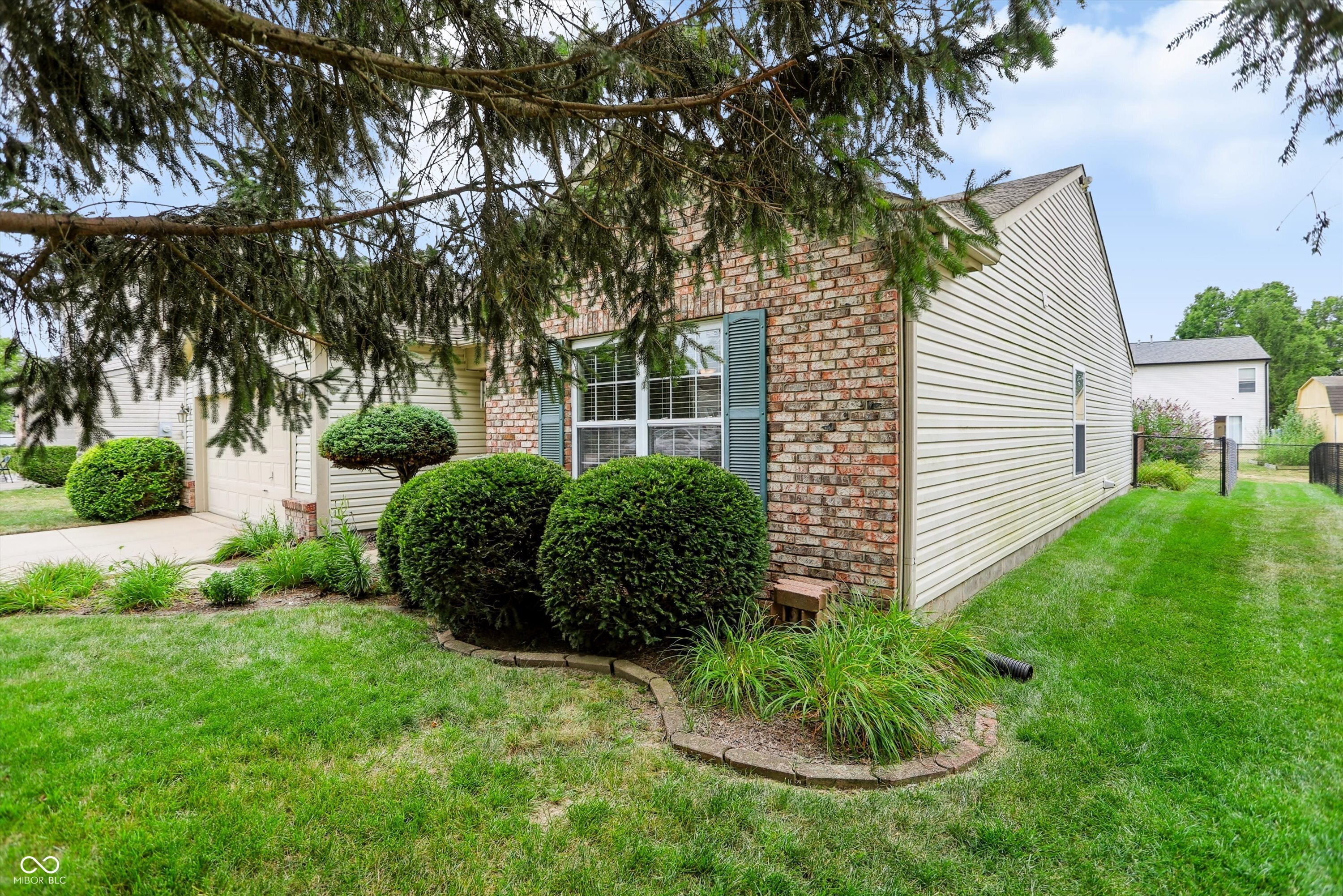 8546 Smithfield Lane