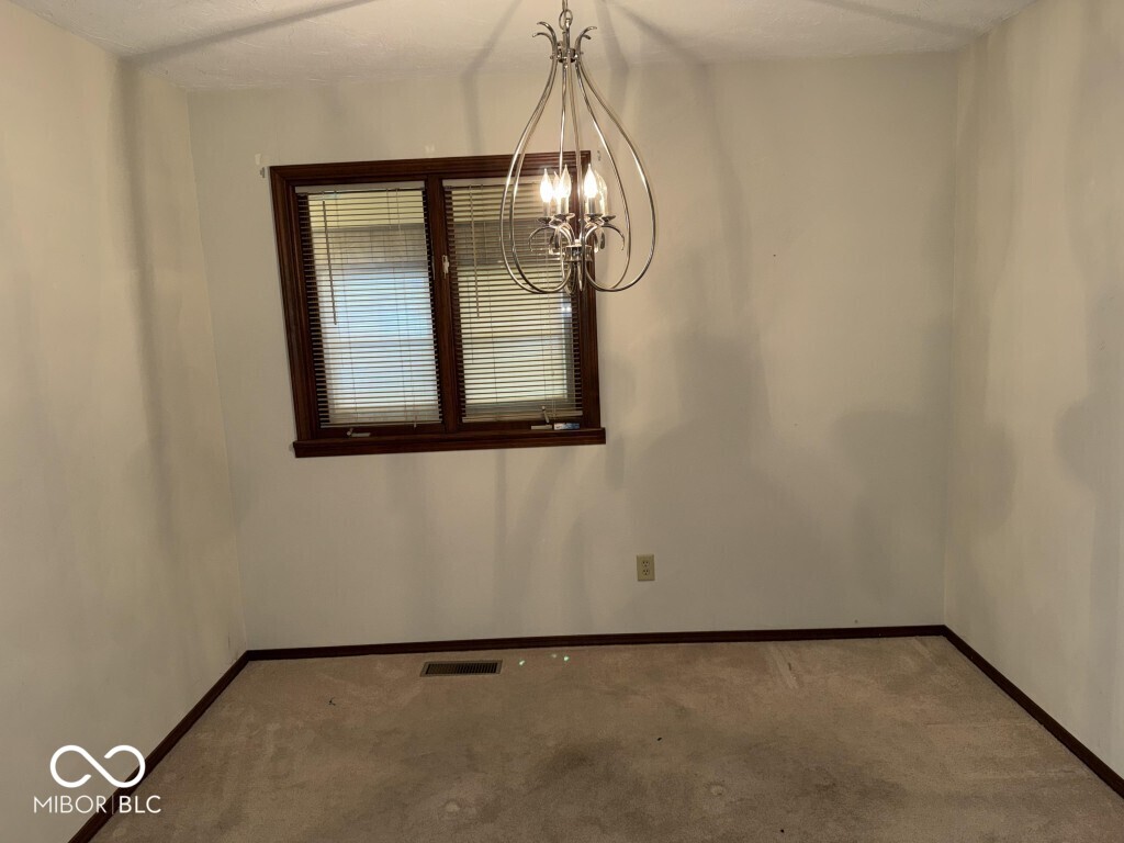 1605 Cedar Drive