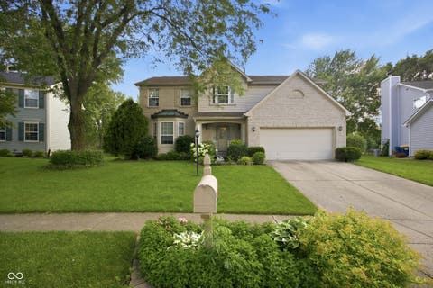 Photo of 8250 Carloway Road, Indianapolis, IN 46236 (MLS # 22107858)