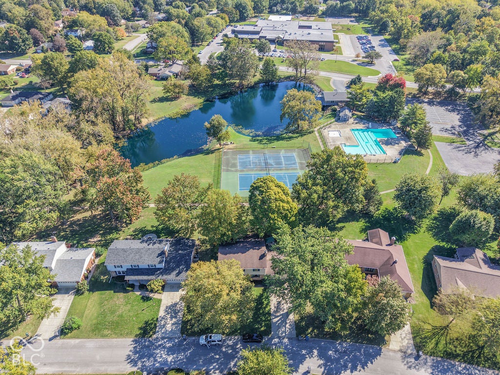 729 Balroyal Court