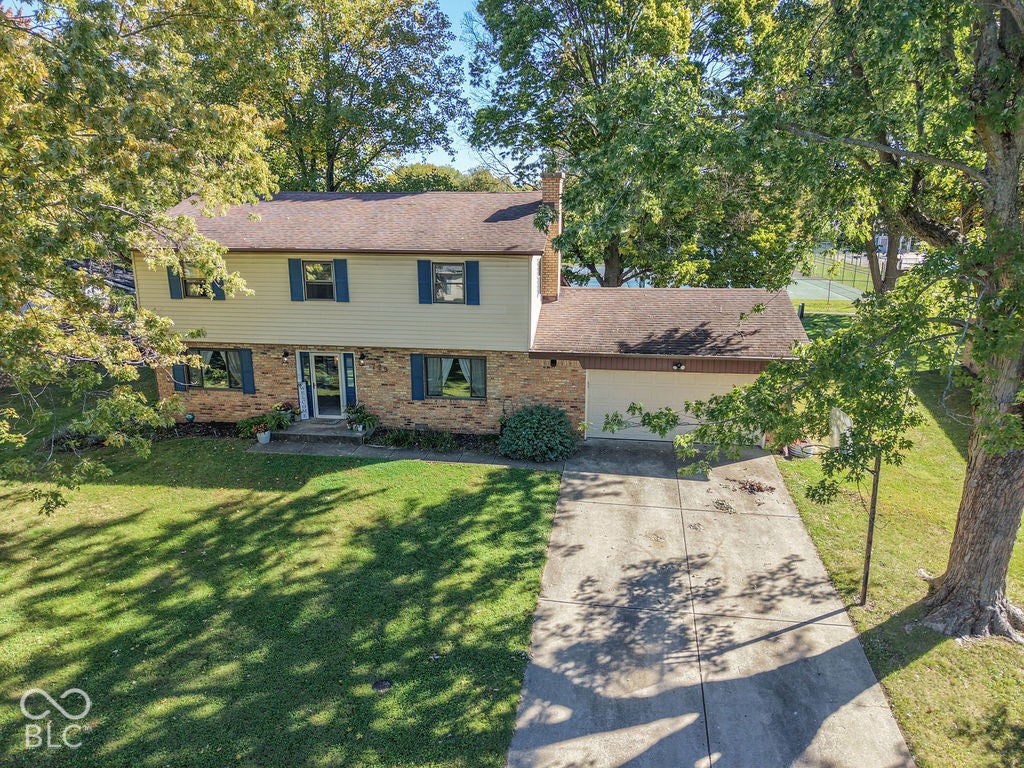 729 Balroyal Court