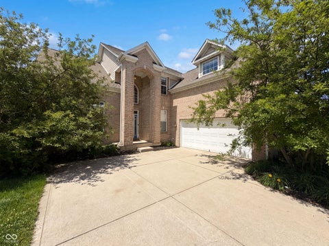 Photo of 7212 Maple Bluff Place, Indianapolis, IN 46236 (MLS # 22109343)