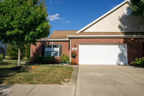 5213 Dunewood Way, Avon, IN 46123 - MLS#: 21998154