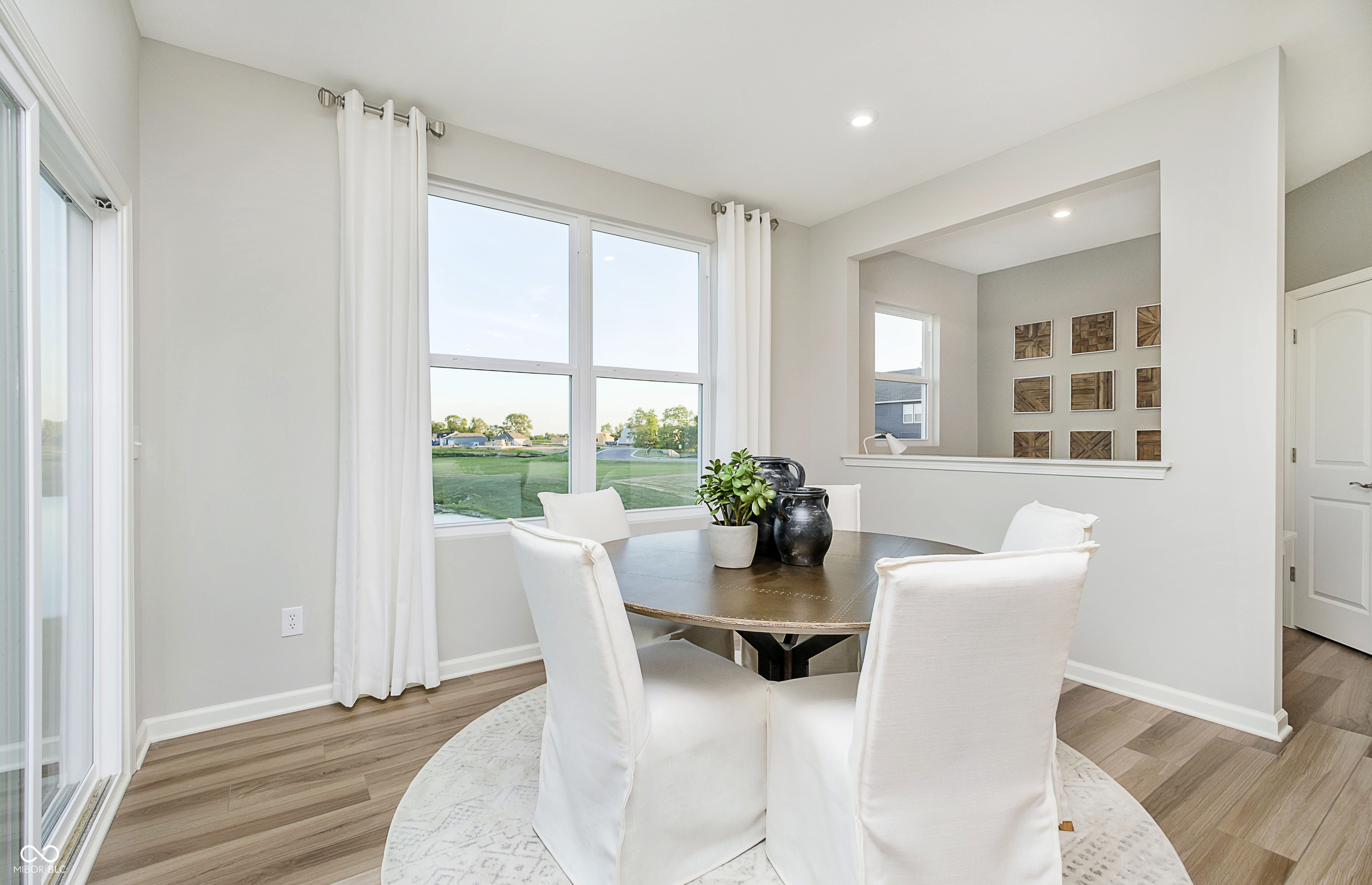 2588 Madison Lane