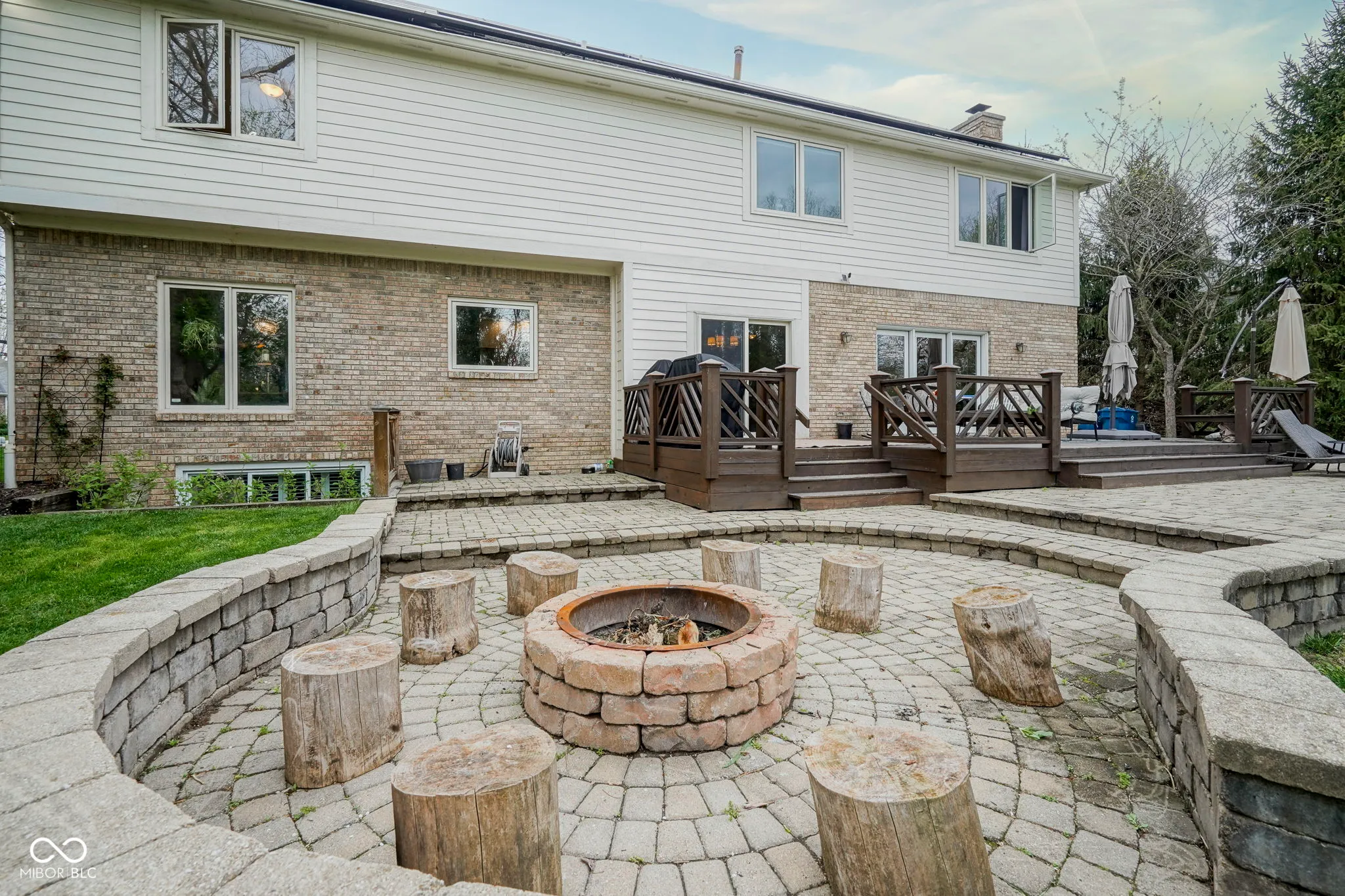 Carmel, Indiana 46032, United States, 4 Bedrooms Bedrooms, ,4 BathroomsBathrooms,Residential,Pending,115950