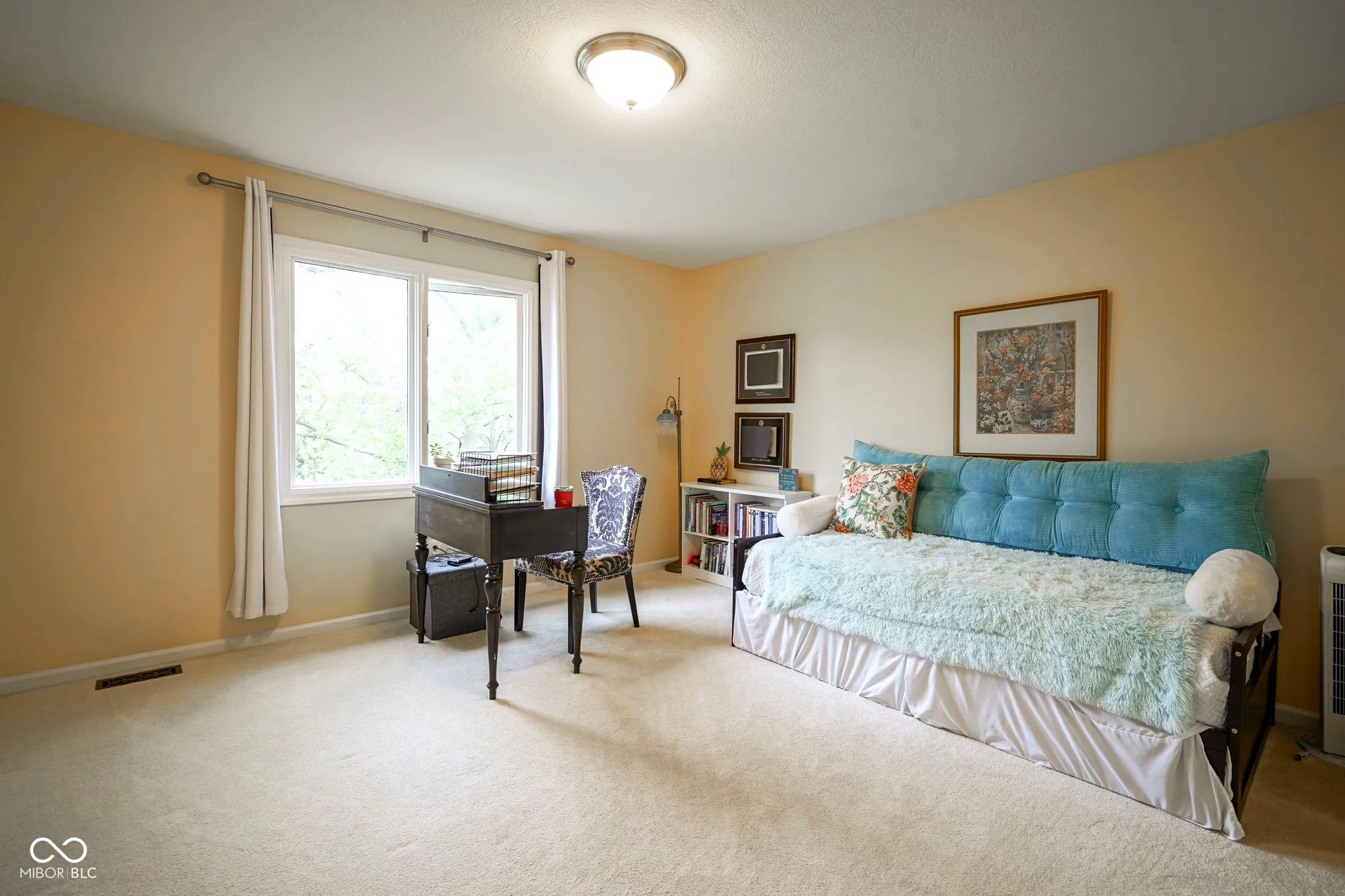 Carmel, Indiana 46032, United States, 4 Bedrooms Bedrooms, ,4 BathroomsBathrooms,Residential,Pending,115950