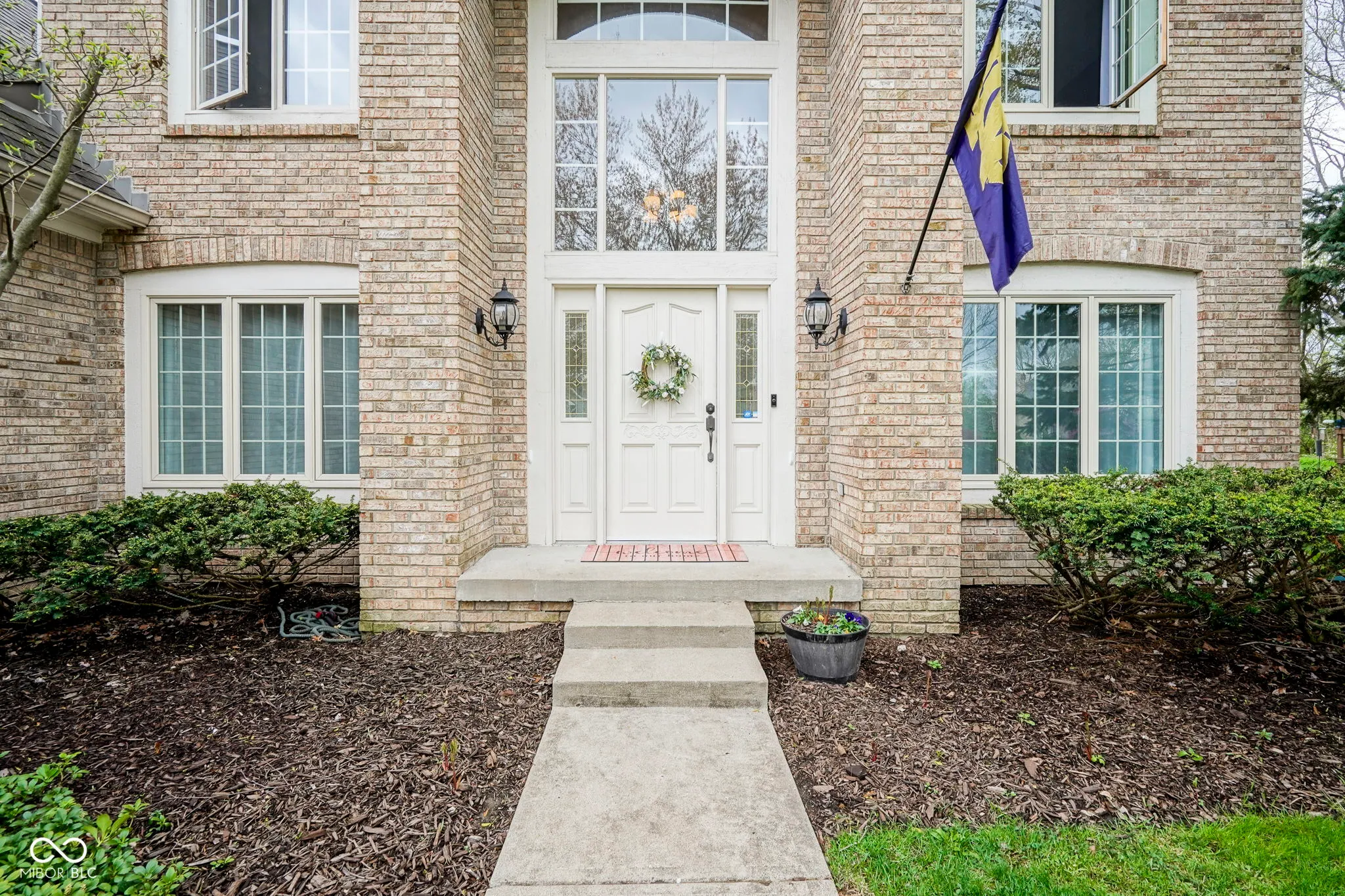 Carmel, Indiana 46032, United States, 4 Bedrooms Bedrooms, ,4 BathroomsBathrooms,Residential,Pending,115950