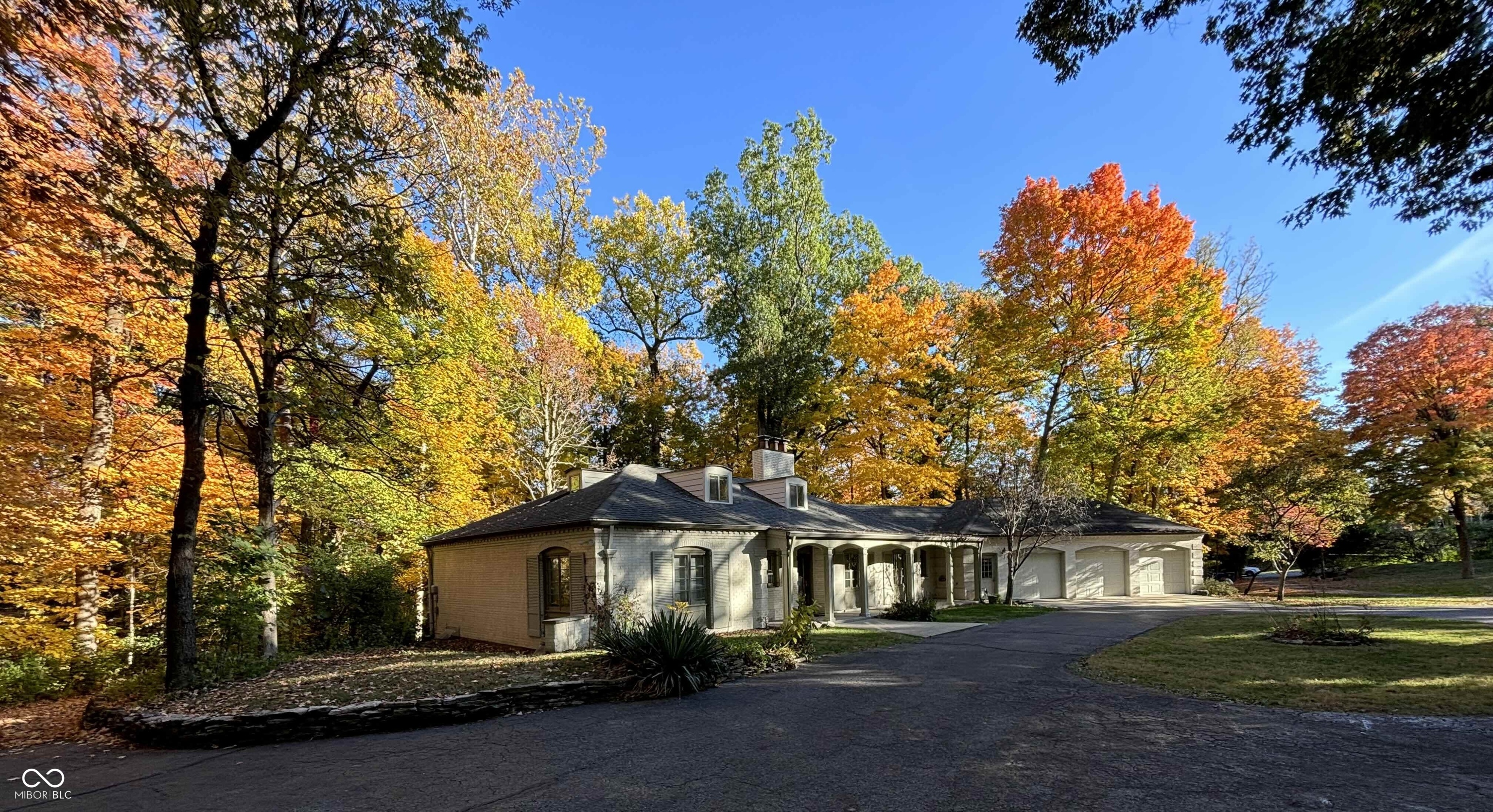 402 Kessler Boulevard West Drive