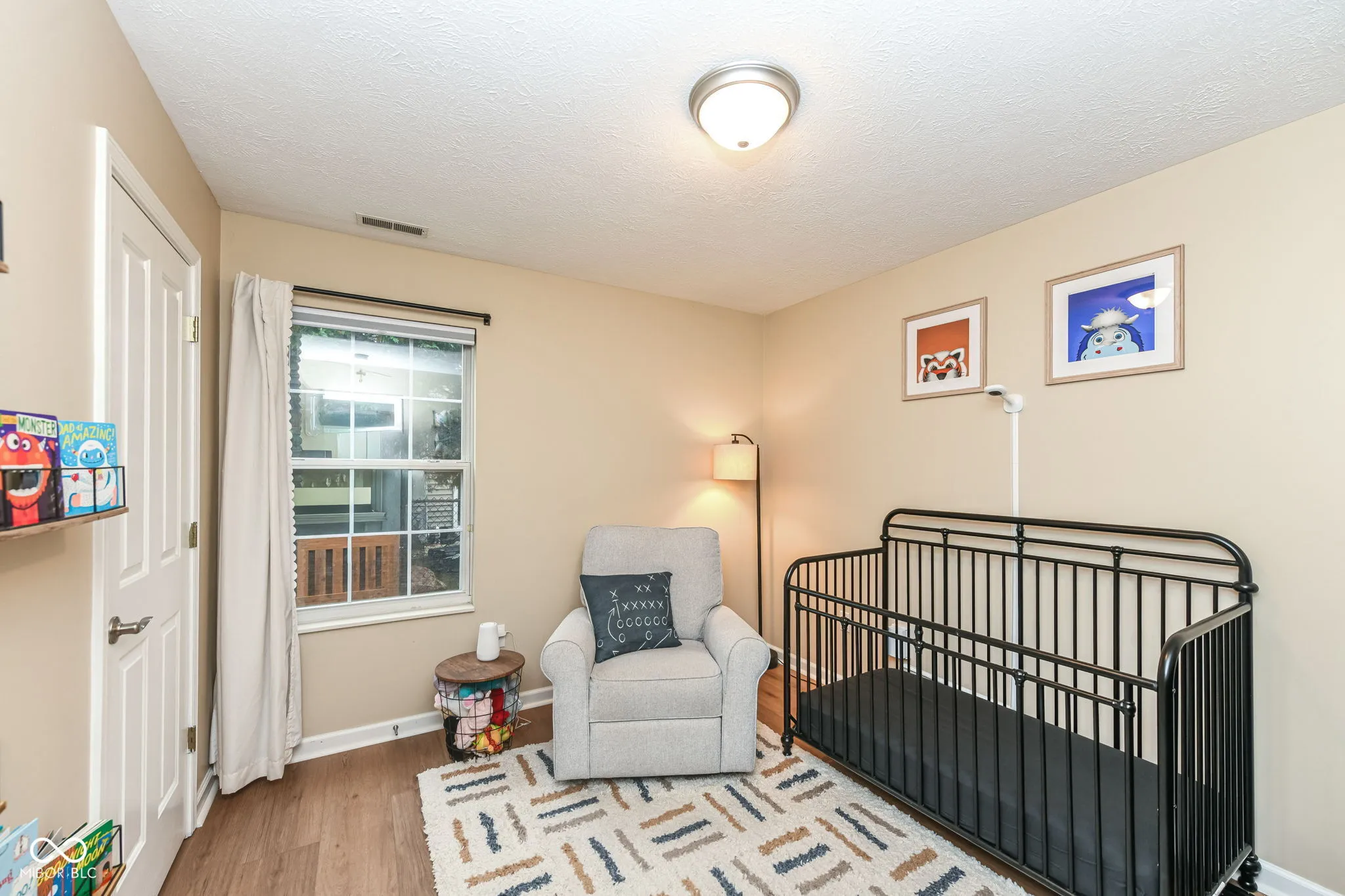 Fishers, Indiana 46038, United States, 3 Bedrooms Bedrooms, ,2 BathroomsBathrooms,Residential,Pending,215927