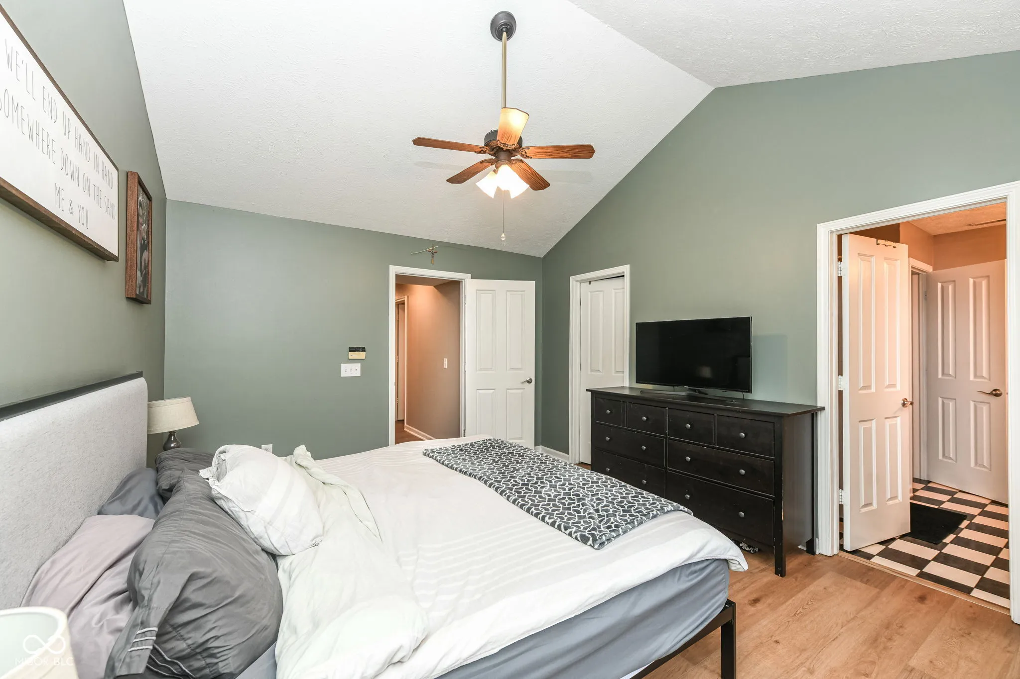 Fishers, Indiana 46038, United States, 3 Bedrooms Bedrooms, ,2 BathroomsBathrooms,Residential,Pending,215927