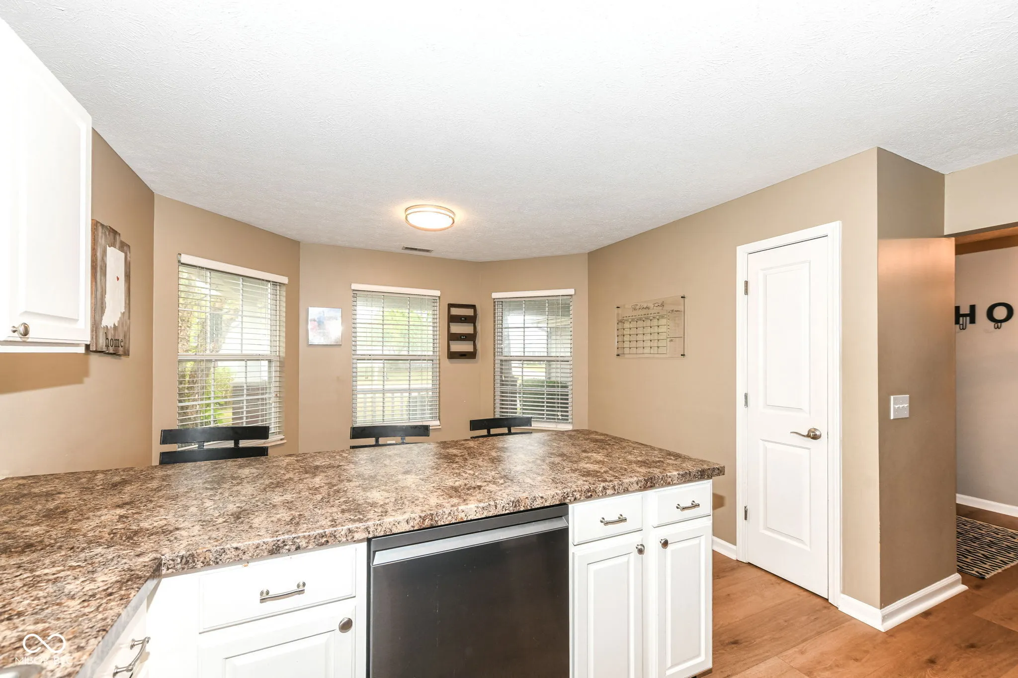 Fishers, Indiana 46038, United States, 3 Bedrooms Bedrooms, ,2 BathroomsBathrooms,Residential,Pending,215927