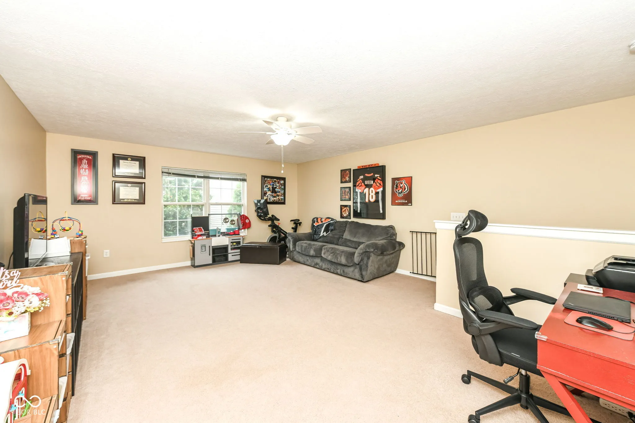 Fishers, Indiana 46038, United States, 3 Bedrooms Bedrooms, ,2 BathroomsBathrooms,Residential,Pending,215927