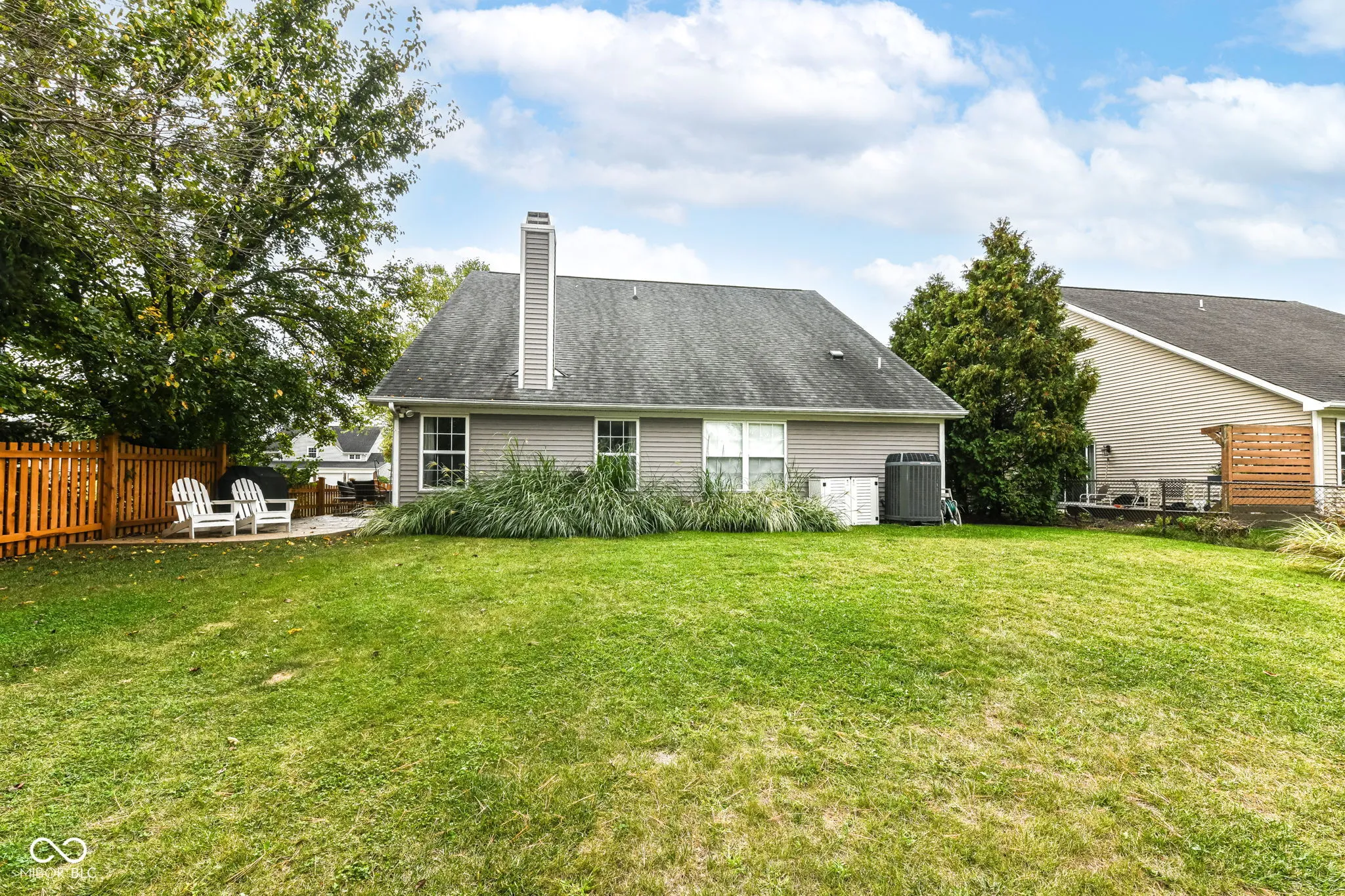 Fishers, Indiana 46038, United States, 3 Bedrooms Bedrooms, ,2 BathroomsBathrooms,Residential,Pending,215927