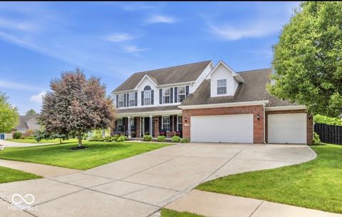 Photo of 1421 Spring Meadow Court, Greenfield, IN 46140 (MLS # 22100364)