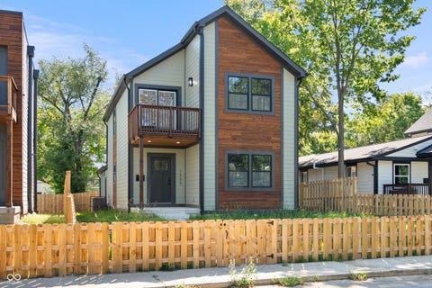Photo of 1525 Harlan Street, Indianapolis, IN 46203 (MLS # 22120141)