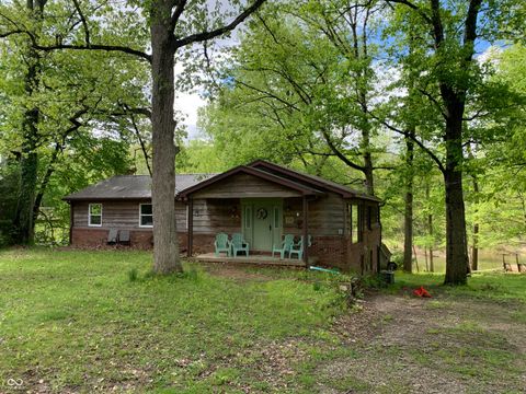 Photo of 1925 S Lee Kay Drive, Rockville, IN 47872 (MLS # 22090715)