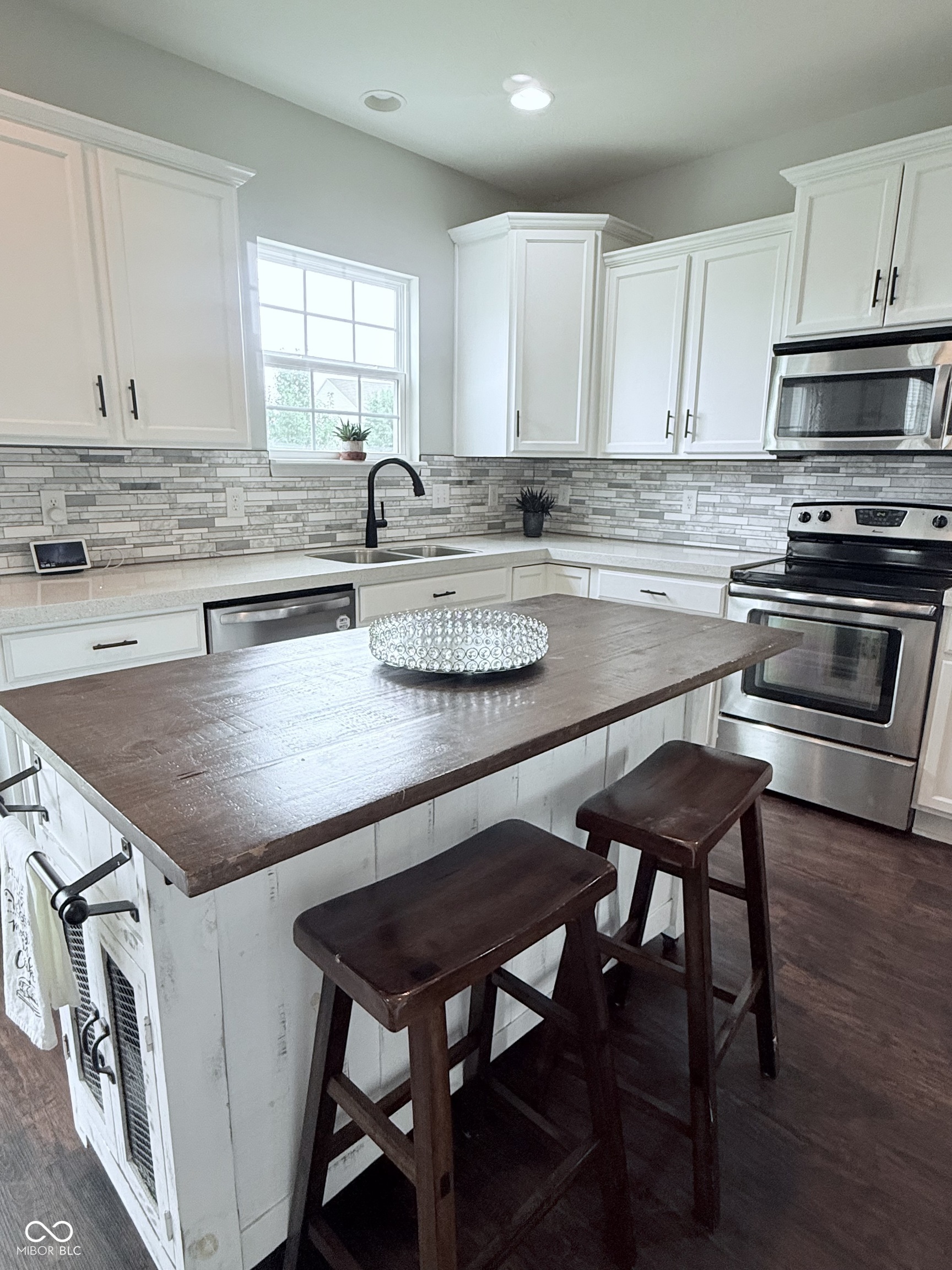 2337 Hanover Road