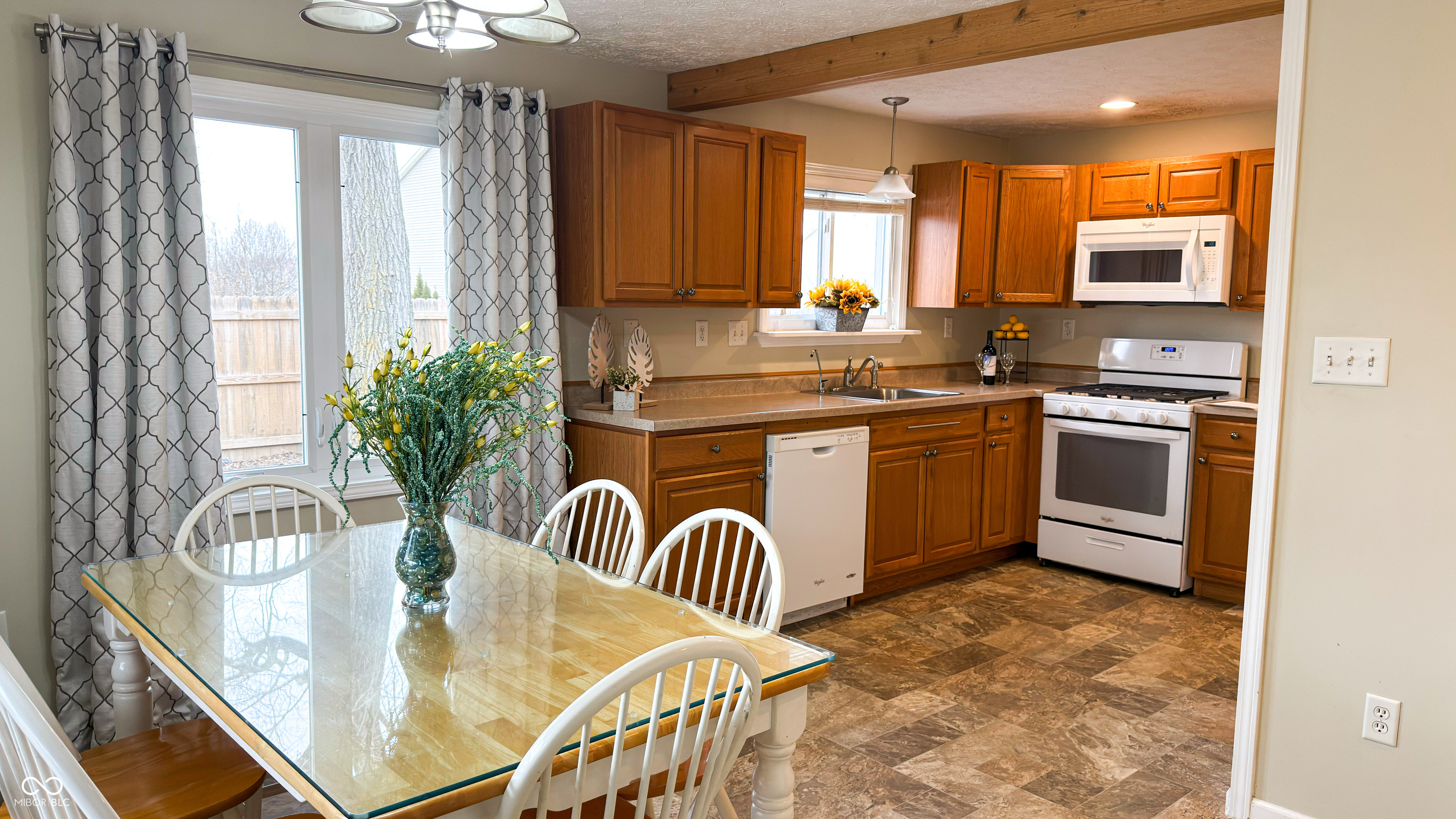 6754 E County Road 150 S