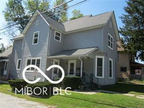 Photo for 447 E Jefferson