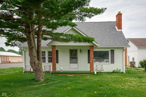 20-24 N Eisenhower Drive Edinburgh IN 46124