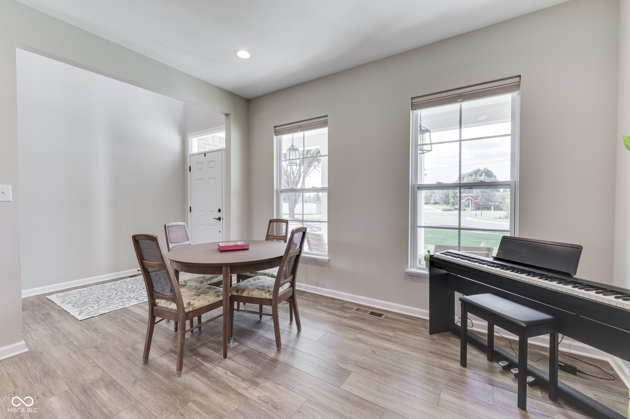 2159 Somerset Drive