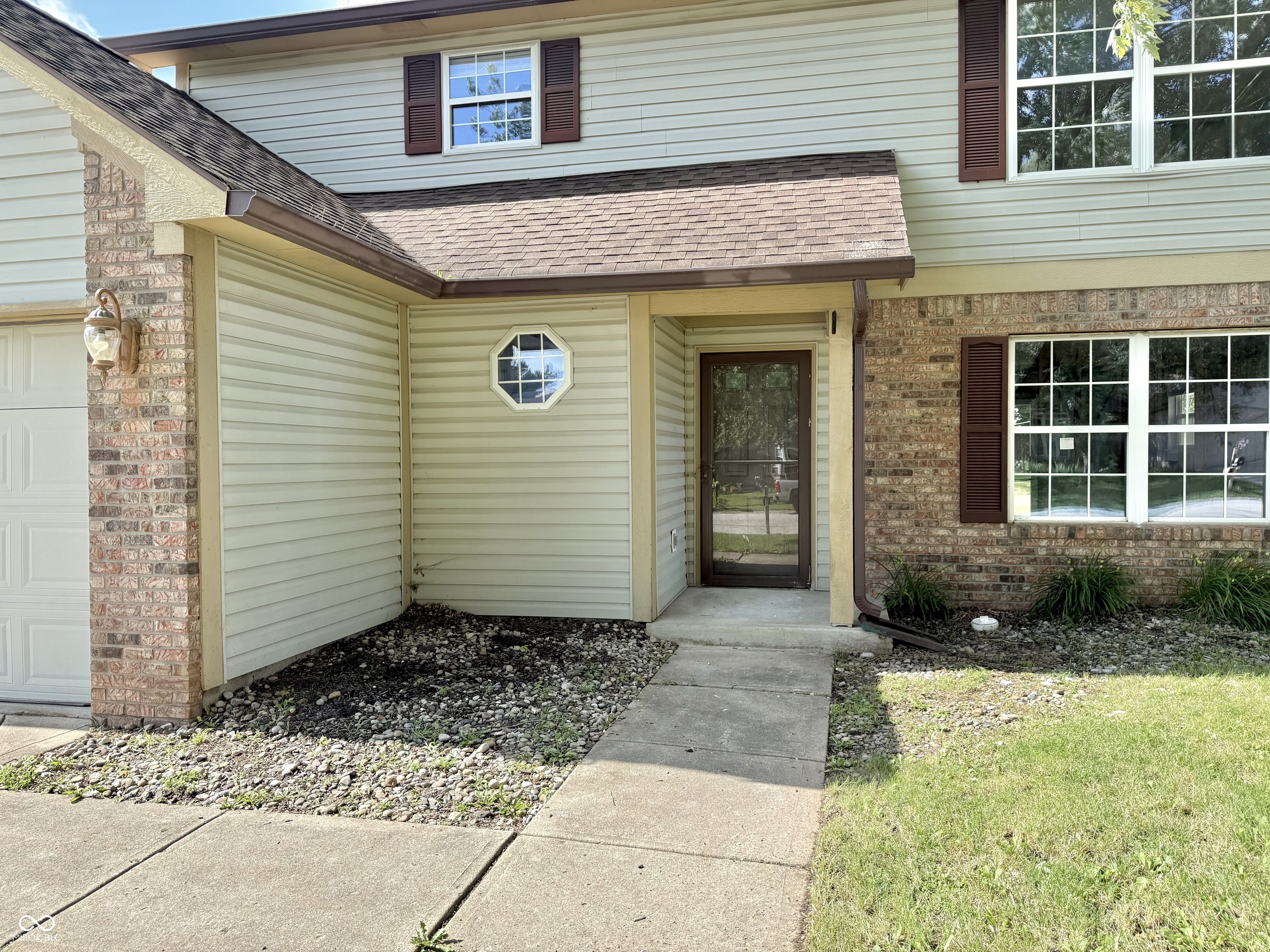 1025 Killian