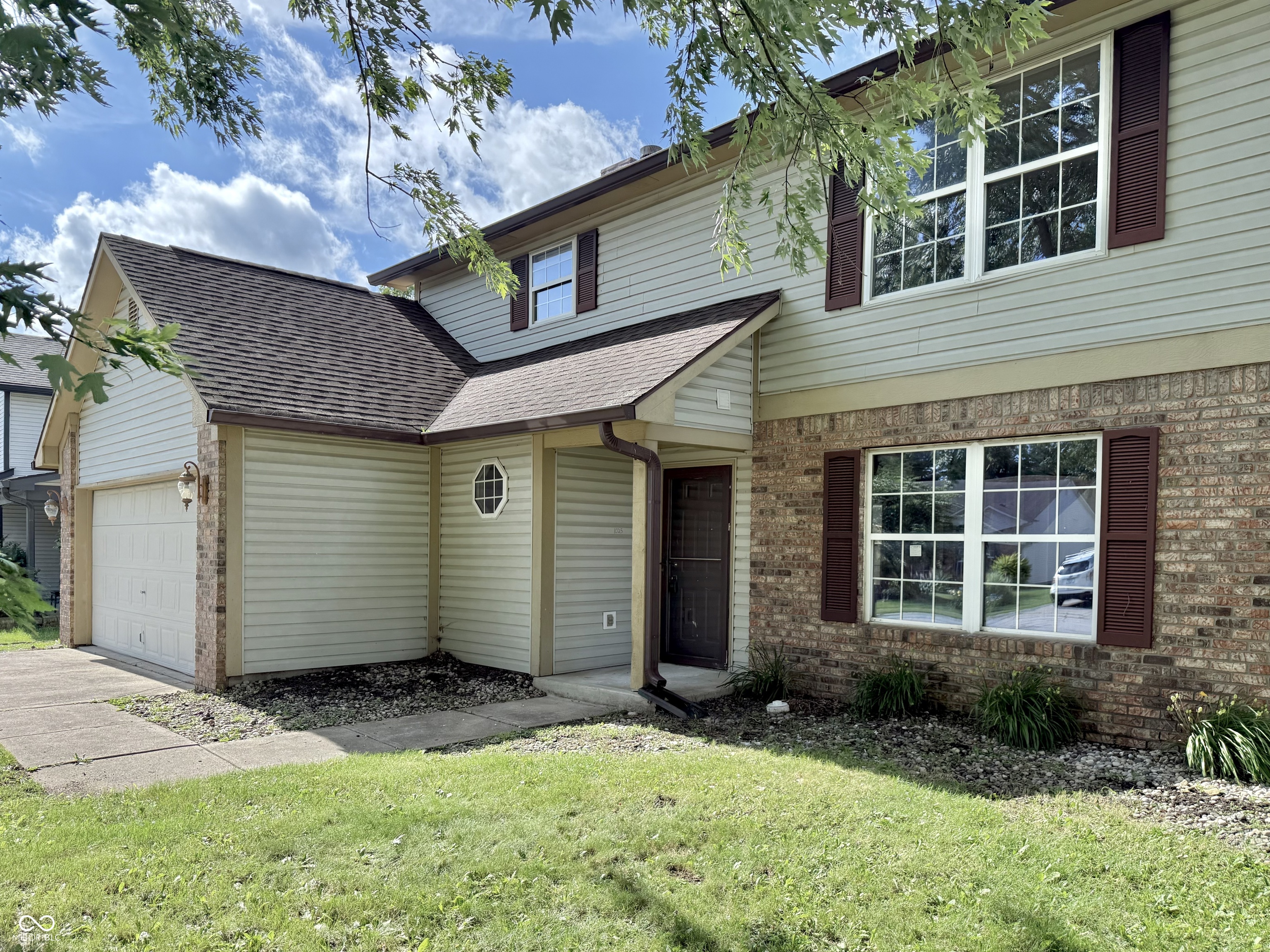1025 Killian
