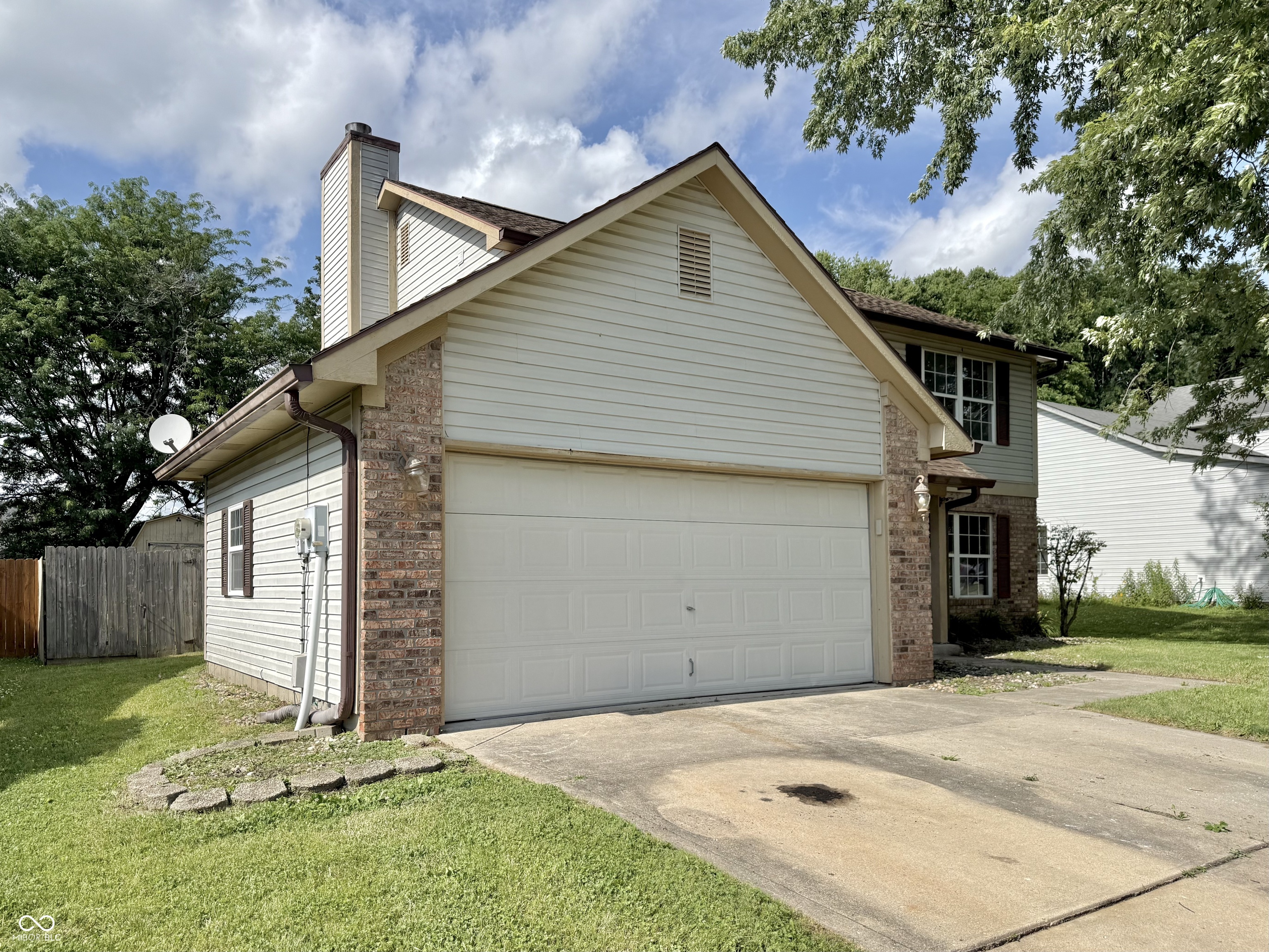 1025 Killian