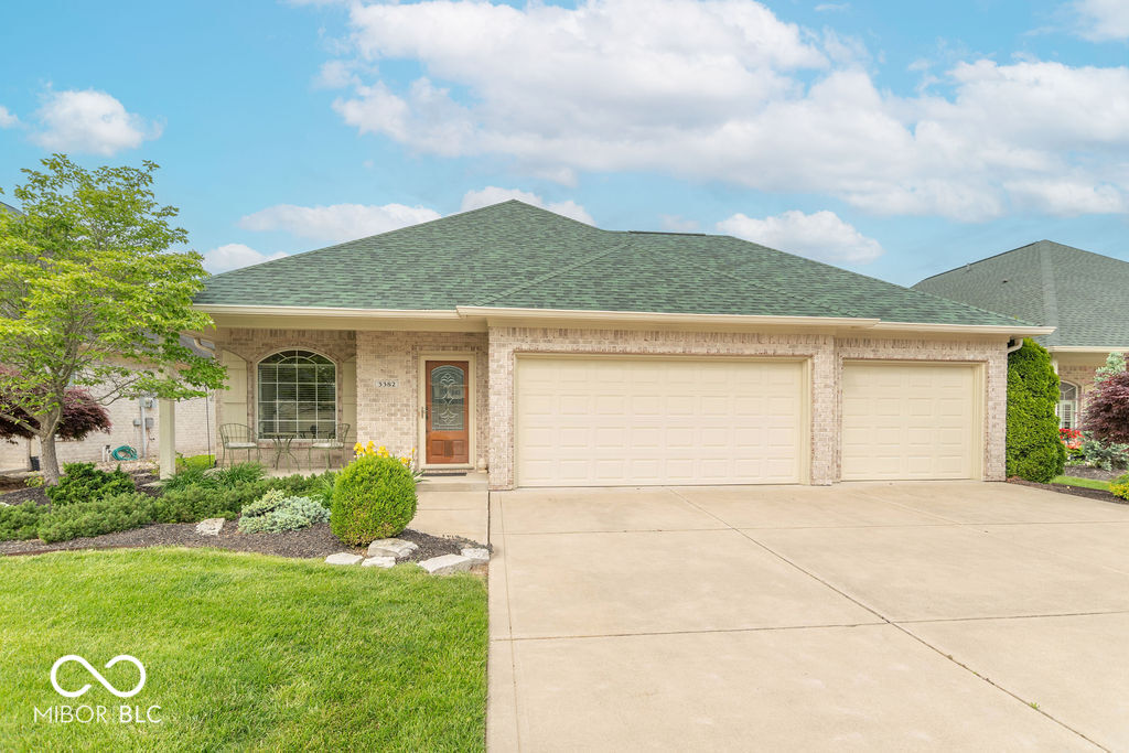 3382 E Nottinghill Drive