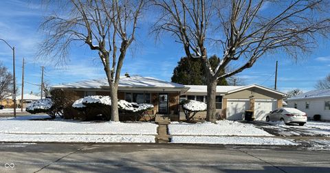 Photo of 7 Chester Drive, Beech Grove, IN 46107 (MLS # 22076277)