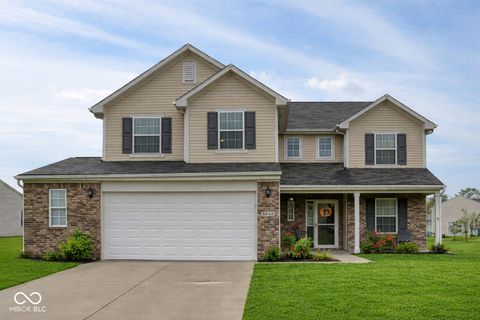 Photo of 6445 Spring Flower Drive, Indianapolis, IN 46237 (MLS # 22096297)